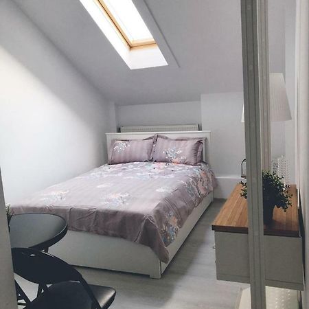 Studio Central Târgu Jiu Exteriér fotografie